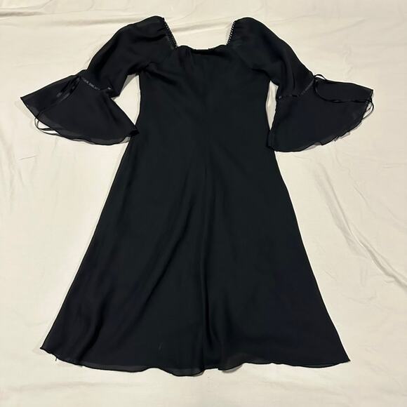 City Triangles Bell Sleeve Dress Small - Picture 2 of 3